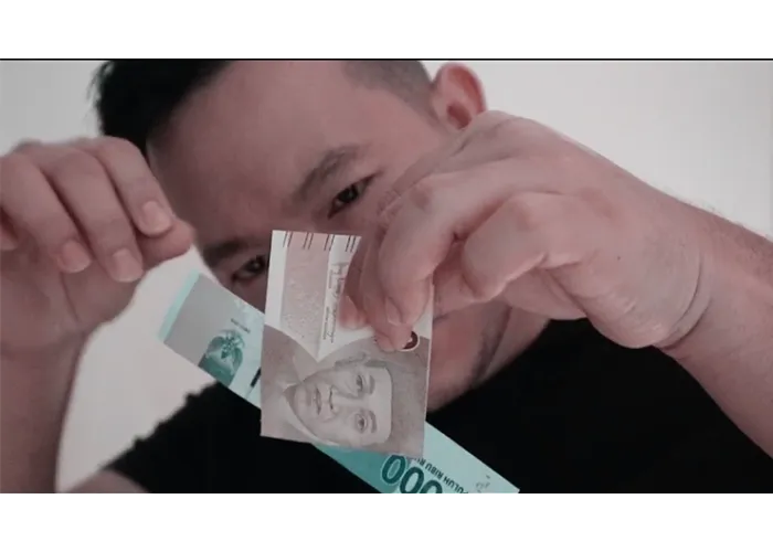 Translucent by Robby Constantine video DOWNLOAD