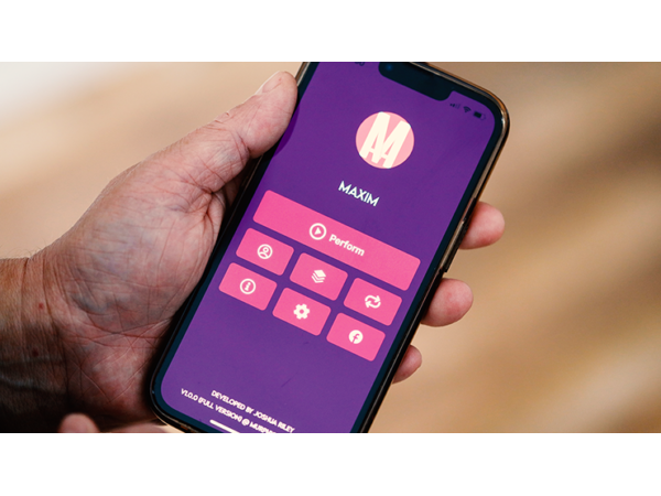 Maxim (App & Online Instruction) by Lloyd Barnes - Instant Download