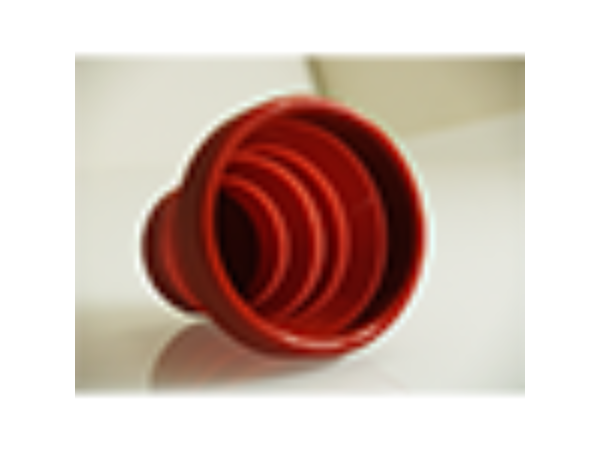 Harmonica Chop Cup Red (Silicon) by Leo Smetsers - Trick