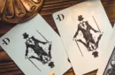 Smoke & Mirrors, V1: Relaunch Edition - Smoke (White) Edition Playing Cards – Bild 2