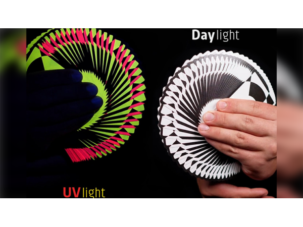 Chris Cards Covered Circle GLOW Playing Cards
