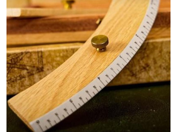 Rulers by Père Alex & Marchand de trucs