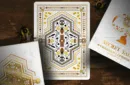 Secret Tale Ragnar MINI White Bee Playing Cards – Bild 4